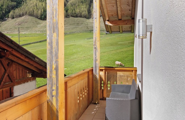 Ferienwohnung 'Edelweiss' mit Bergblick, privater Terrasse und Wi-Fi