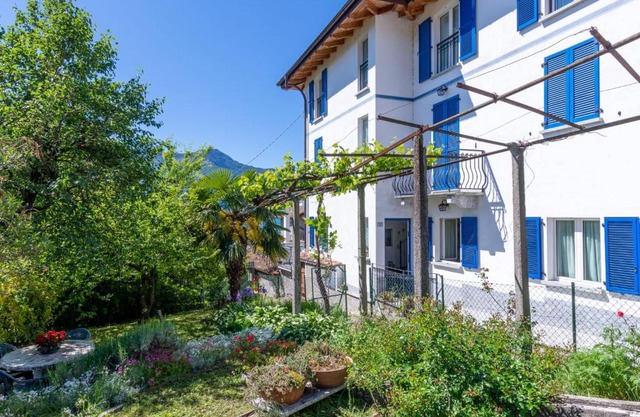 Apartment Elisabetta - GLA116 by Interhome