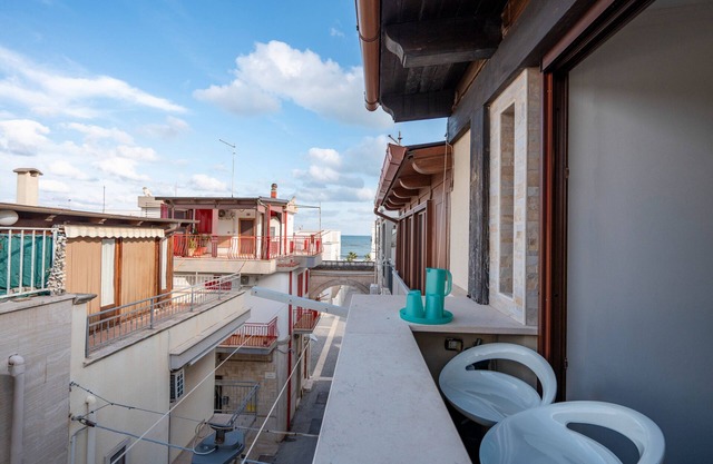 Ferienwohnung 'Emma House, By The Sea' mit Balkon, WLAN und Klimaanlage