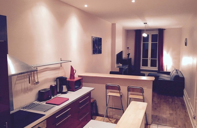Apartment-Ensuite Bad-Blick auf den Hof-2 CH-62M2