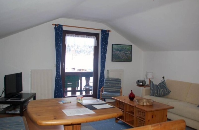 Ferienwohnung Enzian für 3 Personen mit Balkon, Schlafzimmer, Küche, 60 qm