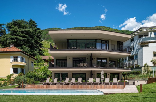 Ferienwohnung "Erbacher - Gabi's Edel Suite" mit Bergblick, Gemeinschaftspool und WLAN
