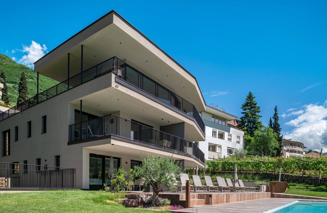 Ferienwohnung "Erbacher - Greti's Landhaus Suite" mit Bergblick, Sauna und Gemeinschaftspool