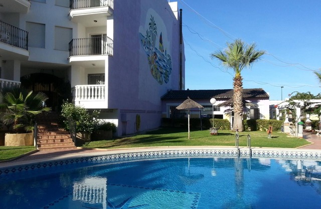 Apartments mit Pool in unmittelbarer Strandnähe. Ref.San Antonio 24