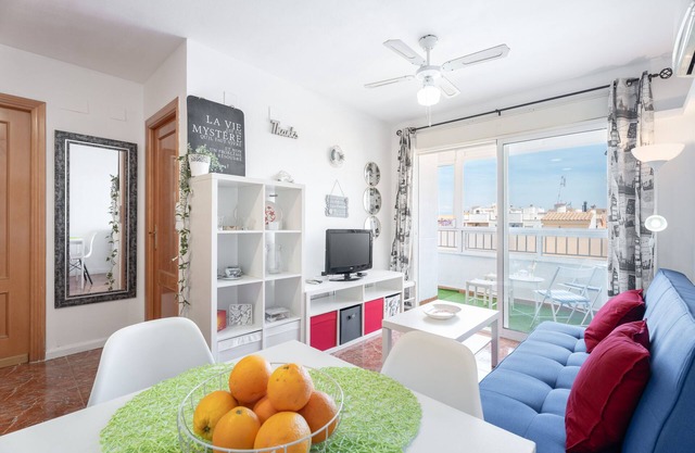 Ferienwohnung 'Playa Canet' mit Meerblick, privater Terrasse und Klimaanlage