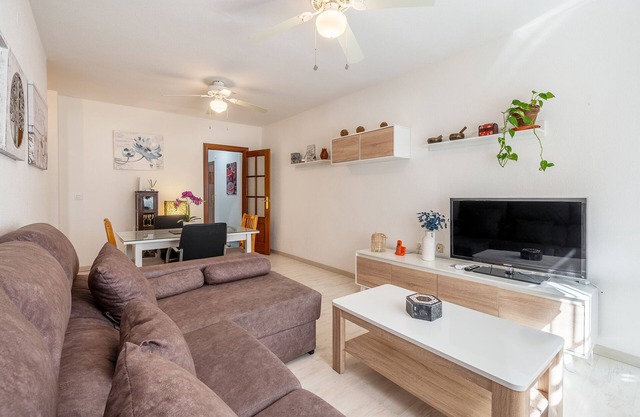 Ferienwohnung 'Apartamento Centrico En Churriana' mit WLAN und Klimaanlage