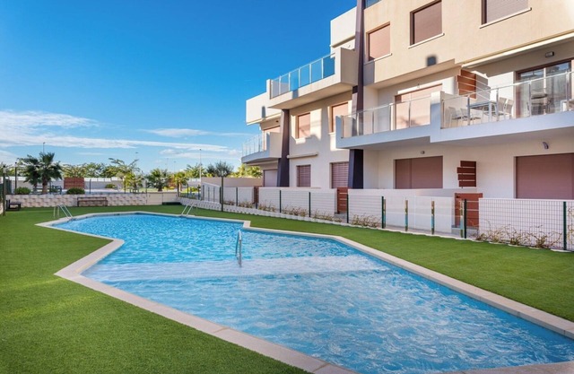 Apartment 'Michael' with Shared Pool, Wi-Fi and Air Conditioning