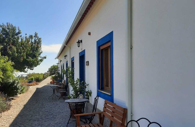 Apartment "Estudio - Casa Oliveira" with Mountain View, Shared Pool & Wi-Fi
