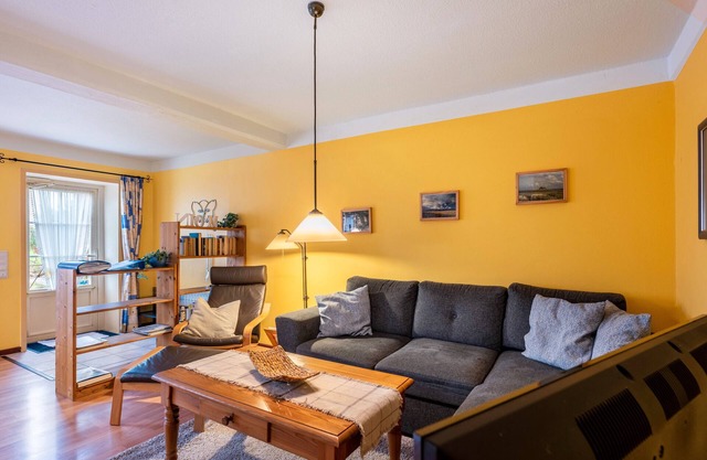 Ferienwohnung 1 - Ute" mit gemeinsamer Terrasse, Gemeinschaftsgarten und Wi-Fi