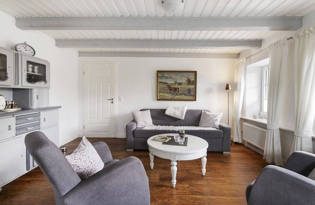 'Fewo Luzie' mit privater Terrasse, Gemeinschaftsgarten und Wi-Fi