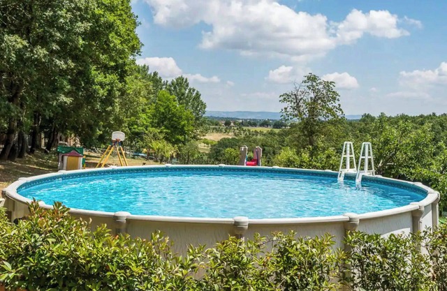 Ferienwohnung 'Faetino - Pavone' mit Gemeinschaftspool, privatem Garten und WLAN