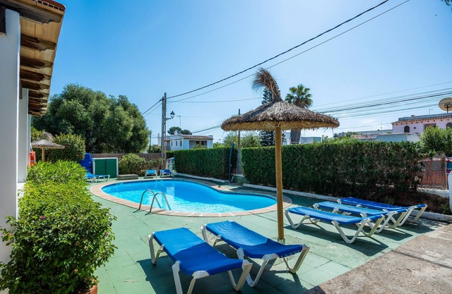 Ferienwohnung "Felipe 2-1" mit Pool, WLAN, Garten & Terrasse