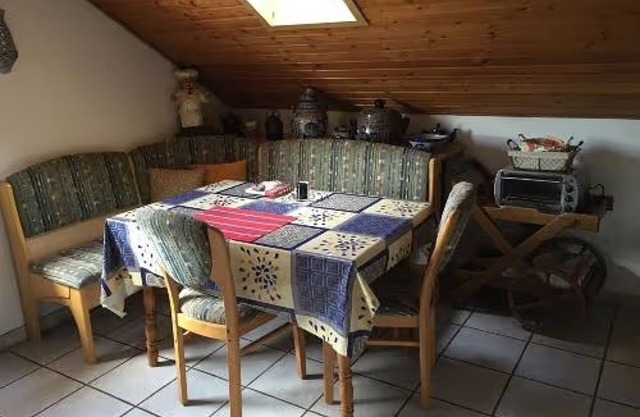 Ferienwohnung Meuer" mit Balkon und WLAN