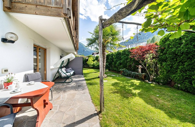 Ferienwohnung "Ferienhof Turmwirt Gala" mit Bergblick, Gemeinschaftspool und WLAN
