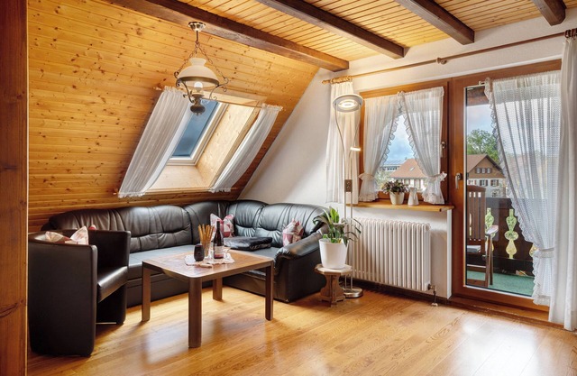 Ferienwohnung Abendrot" mit Bergblick, Gemeinschaftsgarten und WLAN