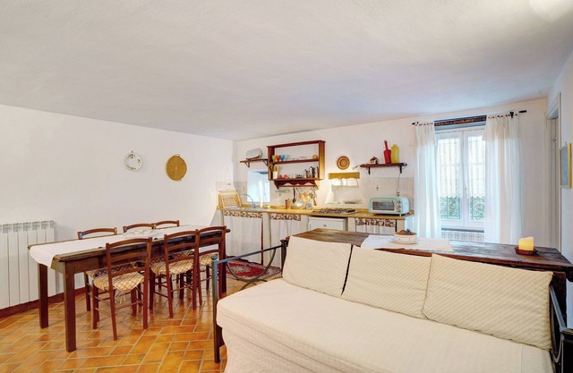 Ferienwohnung Fienile mit Bergblick, Gemeinschaftspool und Wi-Fi