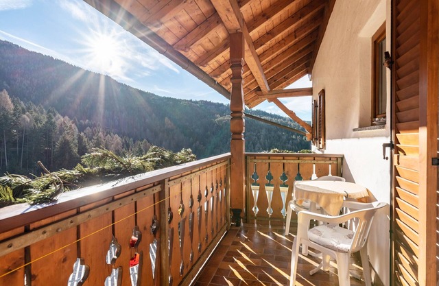 Ferienwohnung 'Figisterhof Small' mit Bergblick, Gemeinschaftsterrasse und WLAN