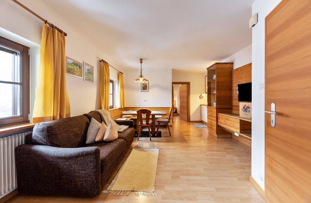 Ferienwohnung "Florerhof Lavendel" mit Bergblick, Sauna, WLAN & Garten