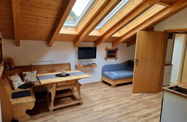 Fewo für 1-2 Pers., 32m², Wohn- Schlafzimmer, Küche, Bad, Balkon