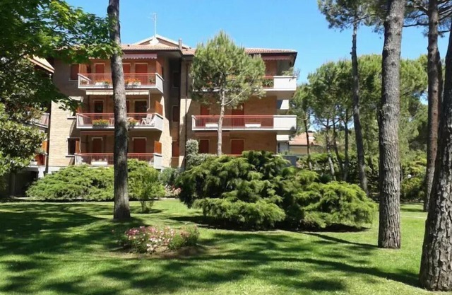 Ferienwohnung für 6 Personen in Milano Marittima mit großem Garten