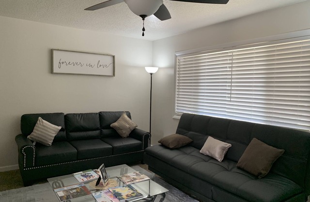 Apartment, Free Breakfast, Close by BYUI & Rexburg Temple