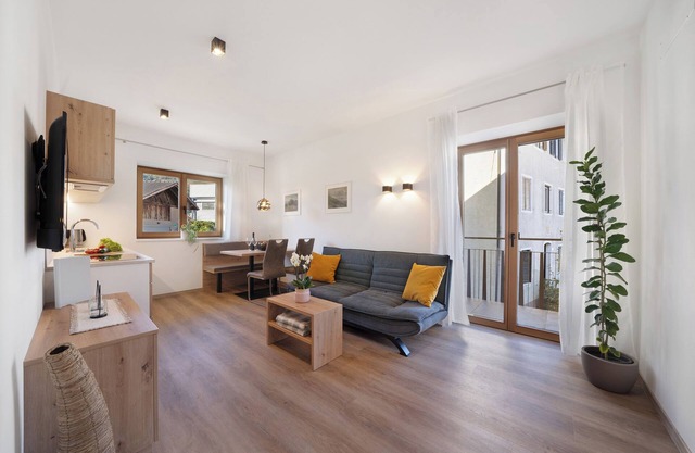 Ferienwohnung 'Fuchsberger A' mit Bergblick, Wi-Fi und Klimaanlage