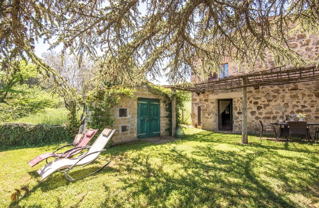 Ferienwohnung "Gemma Verde-Tavoleto" mit Bergblick, Garten & WLAN