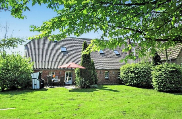 Ferienwohnung 'Galerie Haus Wohnung 4' mit Gemeinschaftspool, Privatterrasse und WLAN
