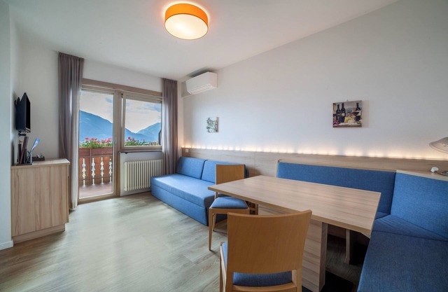 Ferienwohnung "Gartenheim Verena" mit Bergblick, Gemeinschaftspool & WLAN