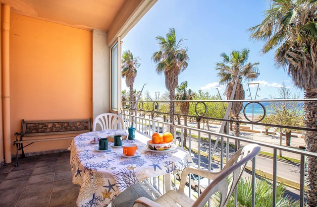 Ferienwohnung "Giallo Celeste" mit Meerblick, Balkon und WLAN