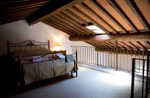 Apartment 'Ginestra' with Shared Pool, Wi-Fi, and Air Conditioning