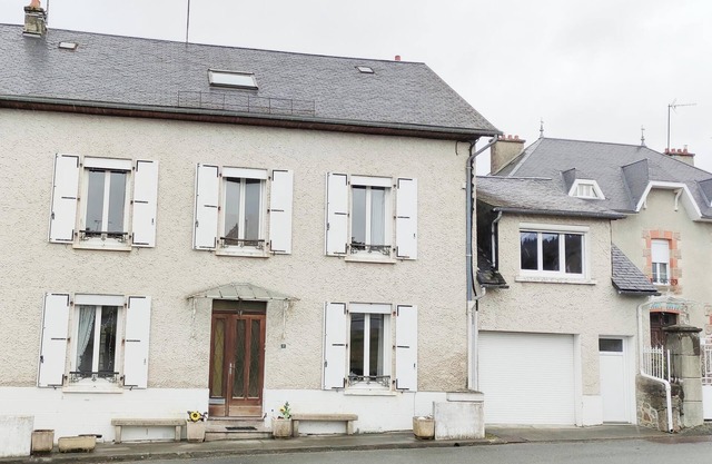 Ferienwohnung 'Gîte La Vigne Bugeat' mit Gemeinschaftsgarten und WLAN