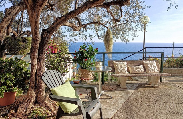 Ferienwohnung 'Gli Orti Sul Mare 1' mit Meerblick, Wi-Fi und Klimaanlage