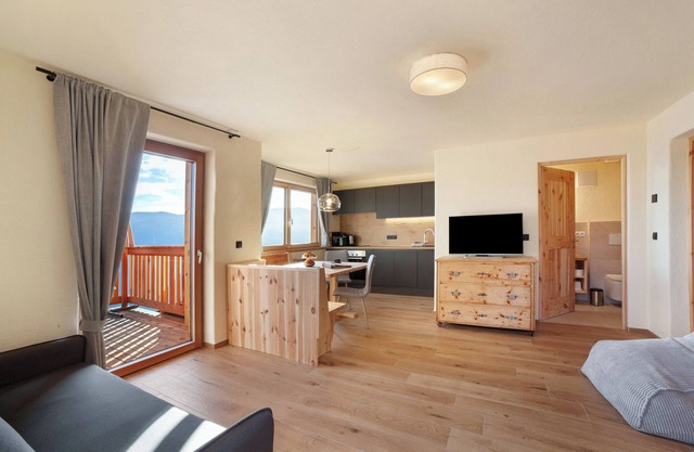 Ferienwohnung 'Grillentol Hauserhof' mit Bergblick, Gemeinschaftsgarten und Wi-Fi