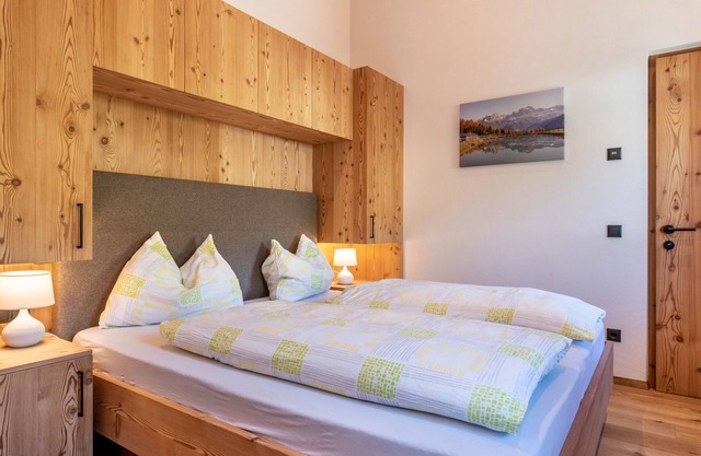 Ferienwohnung "Guntschöllerhof Mendelkamm" mit Bergblick, WLAN, Balkon und Garten
