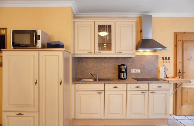 Apartment 'Haus Alpenstern - Wohnung 2' with Mountain View, Shared Terrace and Wi-Fi