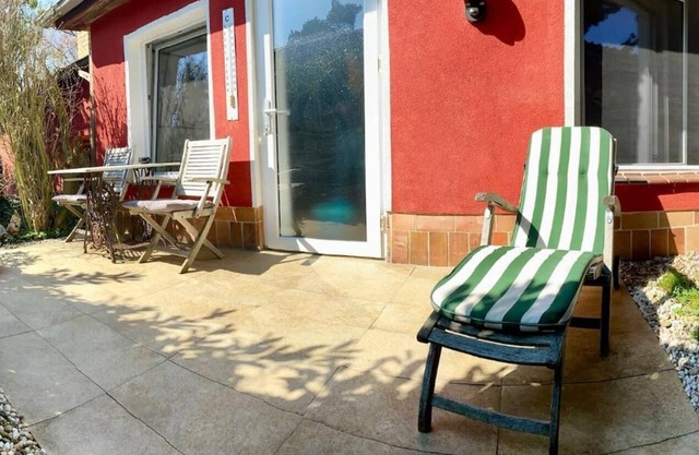 Apartment 'Haus Mit Kunst' mit privater Terrasse, Gemeinschaftsgarten und WLAN