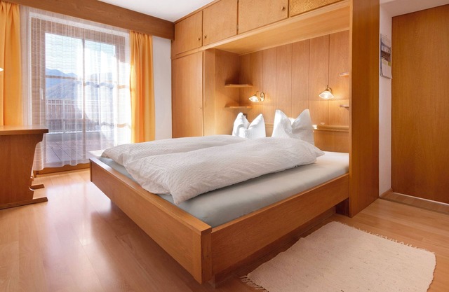Ferienwohnung 'Haus Peer B3' mit Bergblick, privater Terrasse und Wi-Fi