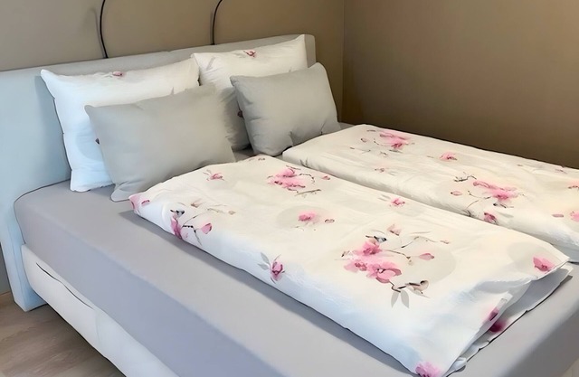 Apartment 'Heidi' mit Gemeinschaftsgarten und WLAN