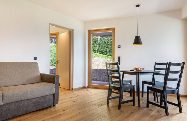 Ferienwohnung Hofer Hof MUT mit Bergblick, WLAN und Terrasse