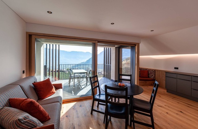Ferienwohnung Hofer Hof SPIELER mit Bergblick, WLAN und Terrasse