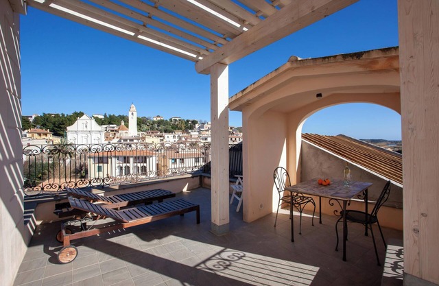 Ferienwohnung "Hora Est" mit Meerblick, Terrasse und WLAN