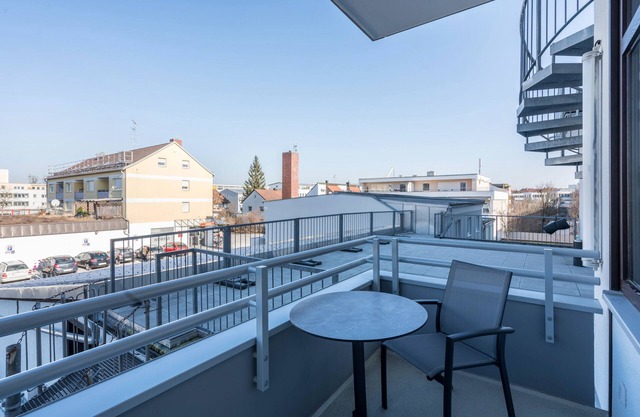 Ferienwohnung 'Huber Living Single Plus 305' mit Balkon und WLAN