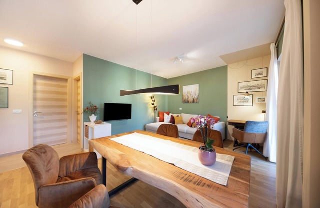 Ferienwohnung Huita mit Balkon und WLAN
