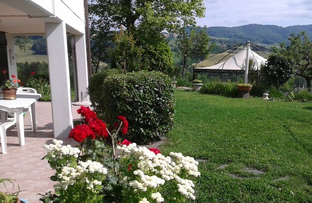 Wohnung im Haus mit Garten