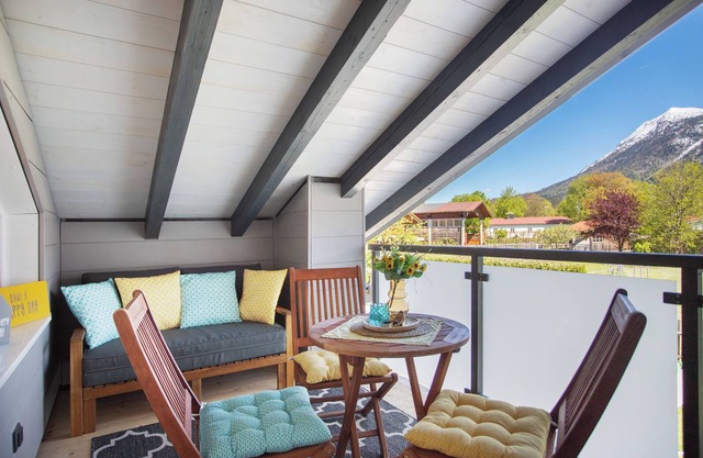Ferienwohnung 'Im Spatzennest' mit Bergblick, Gemeinschaftsterrasse und WLAN