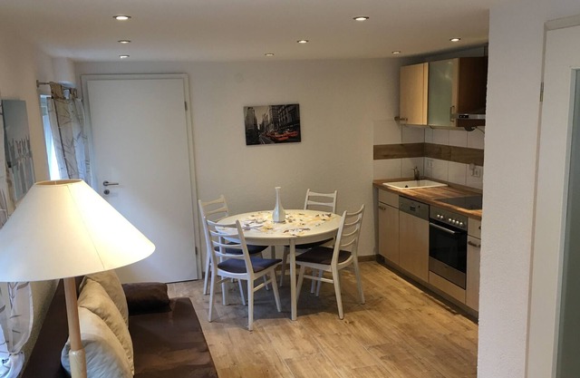 Ferienwohnung auf Resthof mit Eseln