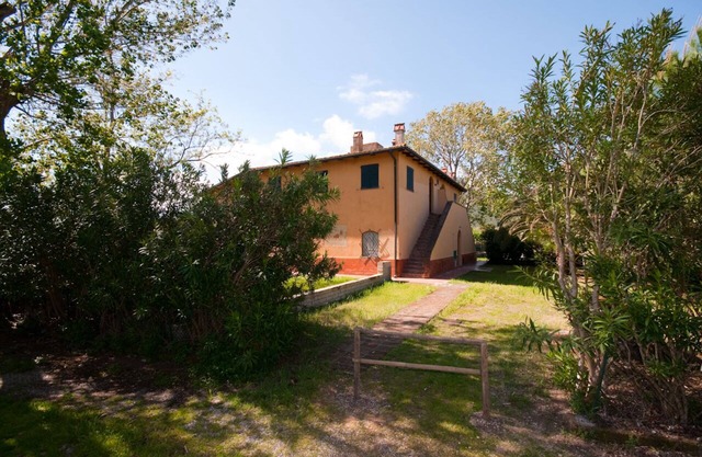 Apartment in einem alten Bauernhaus der Maremma, 250 m vom Strand Giannell entfernt