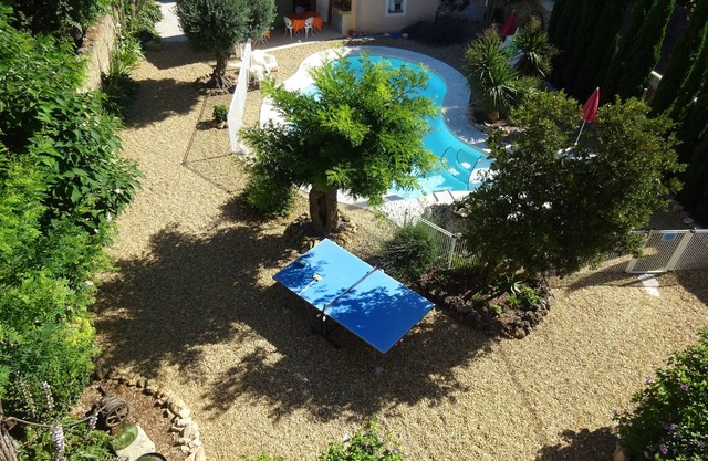 WOHNUNG IN DER ALTEN Villa mit Pool, Parkplatz und STRäNDEN 8 Km