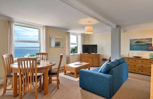 Apartment am Meer mit atemberaubender Aussicht, Keine Kaution